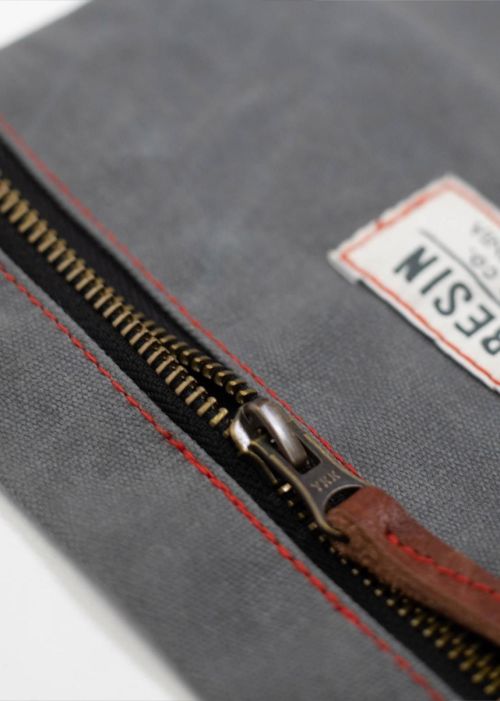 Iron & Resin Canvas Tool Roll Grey/Grey - Kings & Queens