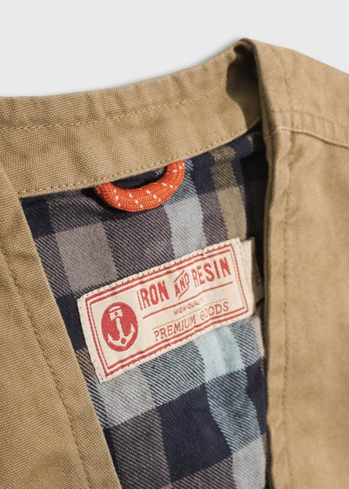 Iron & Resin Bronco Vest - Kings & Queens