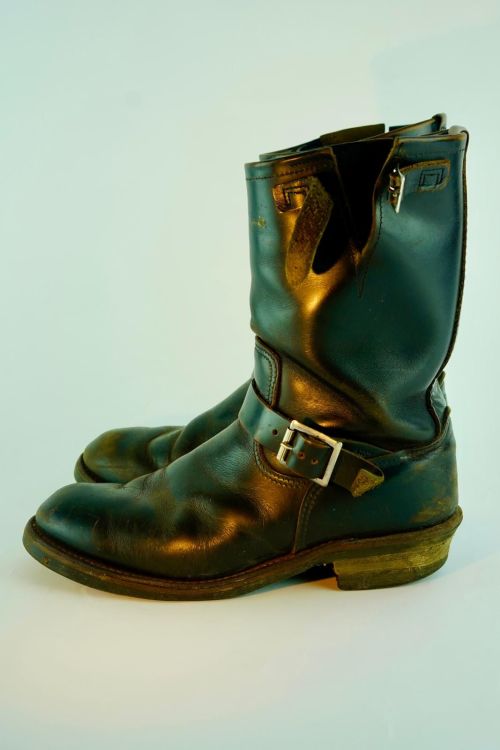 Red Wing Boots 2966 Engineer Black Klondike - Kings & Queens