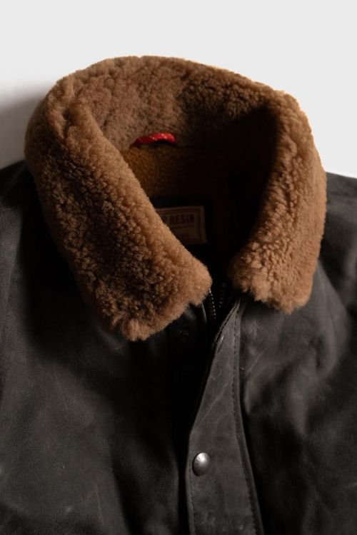 Iron & Resin Nautilus Jacket Waxed - Kings & Queens
