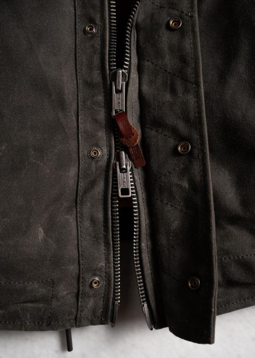 Iron & Resin Nautilus Jacket Waxed - Kings & Queens