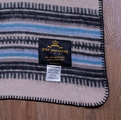 Pike Brothers 1969 Chimayo  Blanket Blue - Kings & Queens
