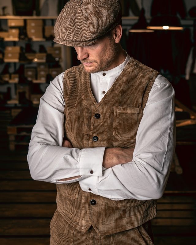 1937 Roamer Vest Light Brass Cord