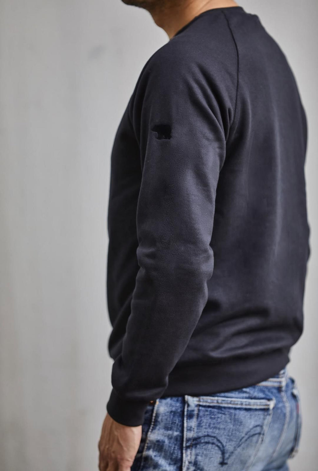 Classic Crew Neck Black Sweatshirt