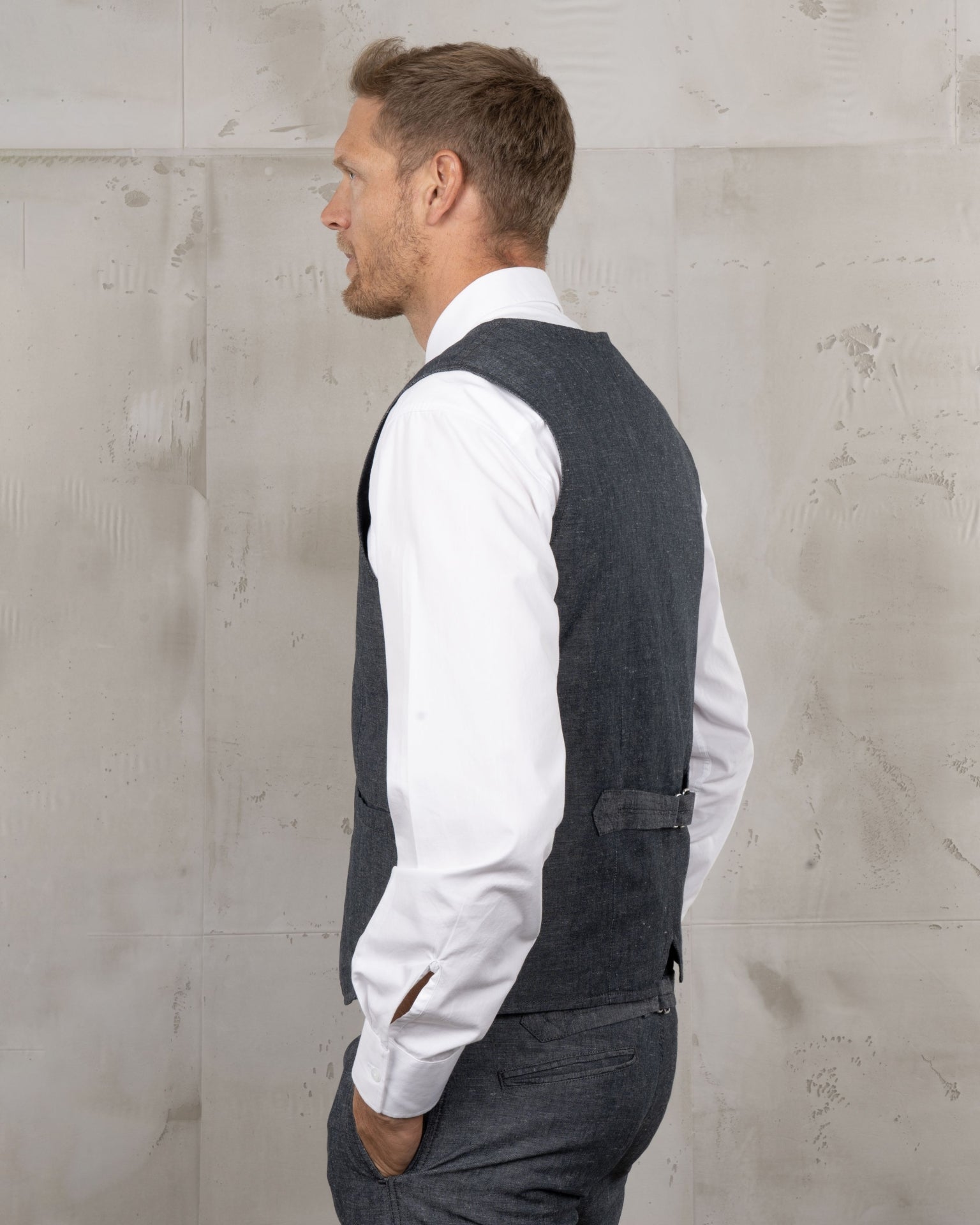 1905 Hauler Vest Smoke Grey