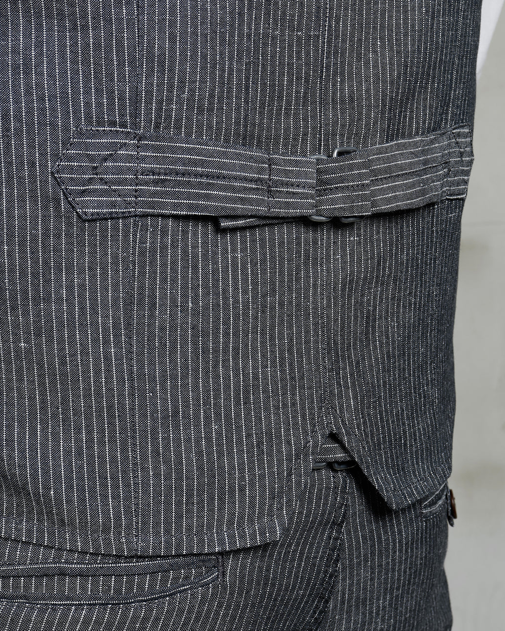 1905 Hauler Vest Grey Striped Linen