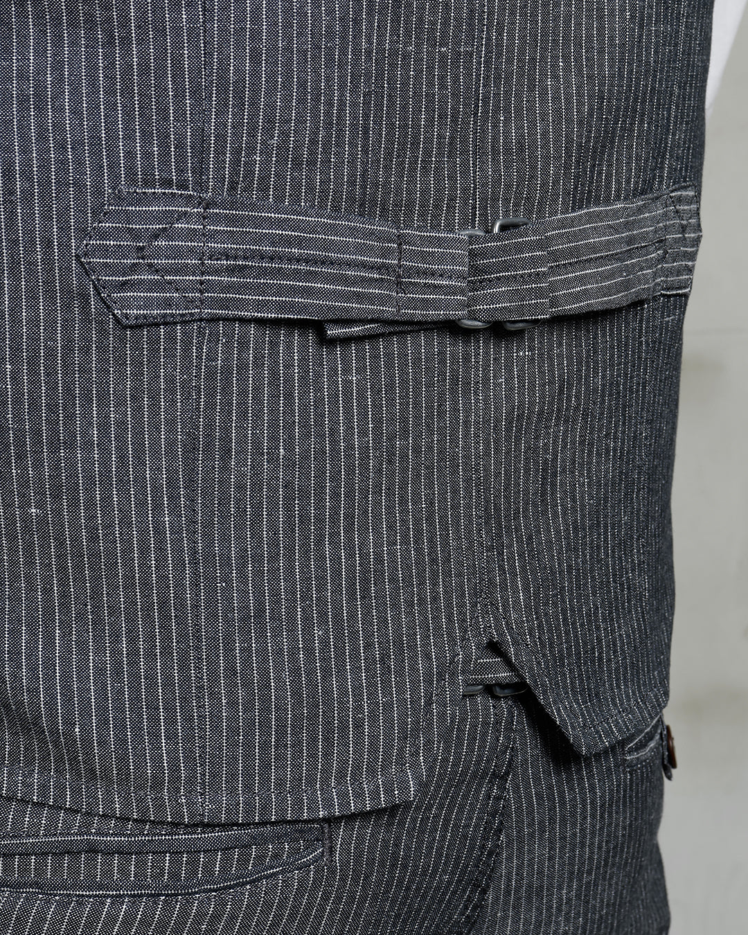 1905 Hauler Vest Grey Striped Linen