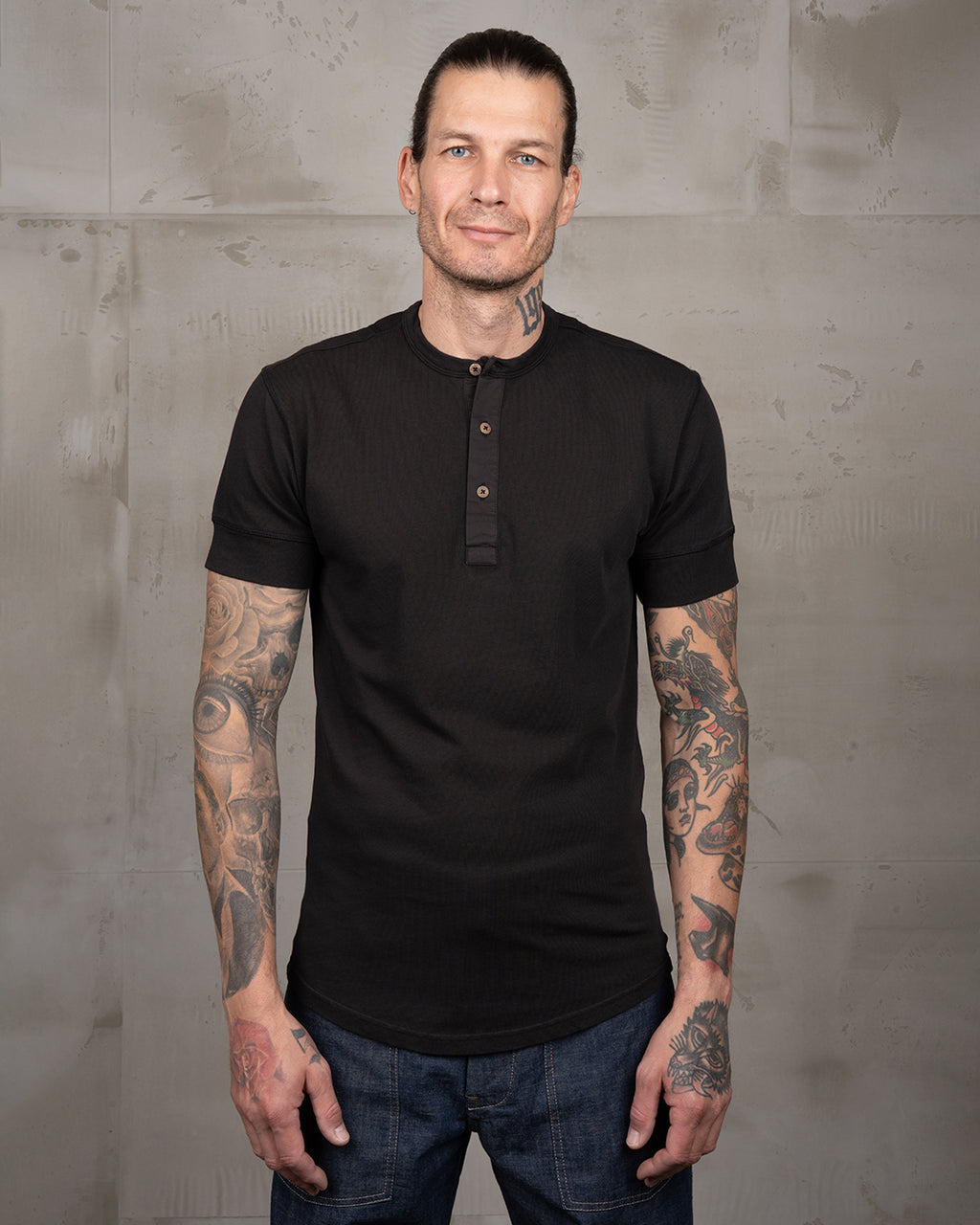 1927 Henley Shirt Short Sleeve Faded Black