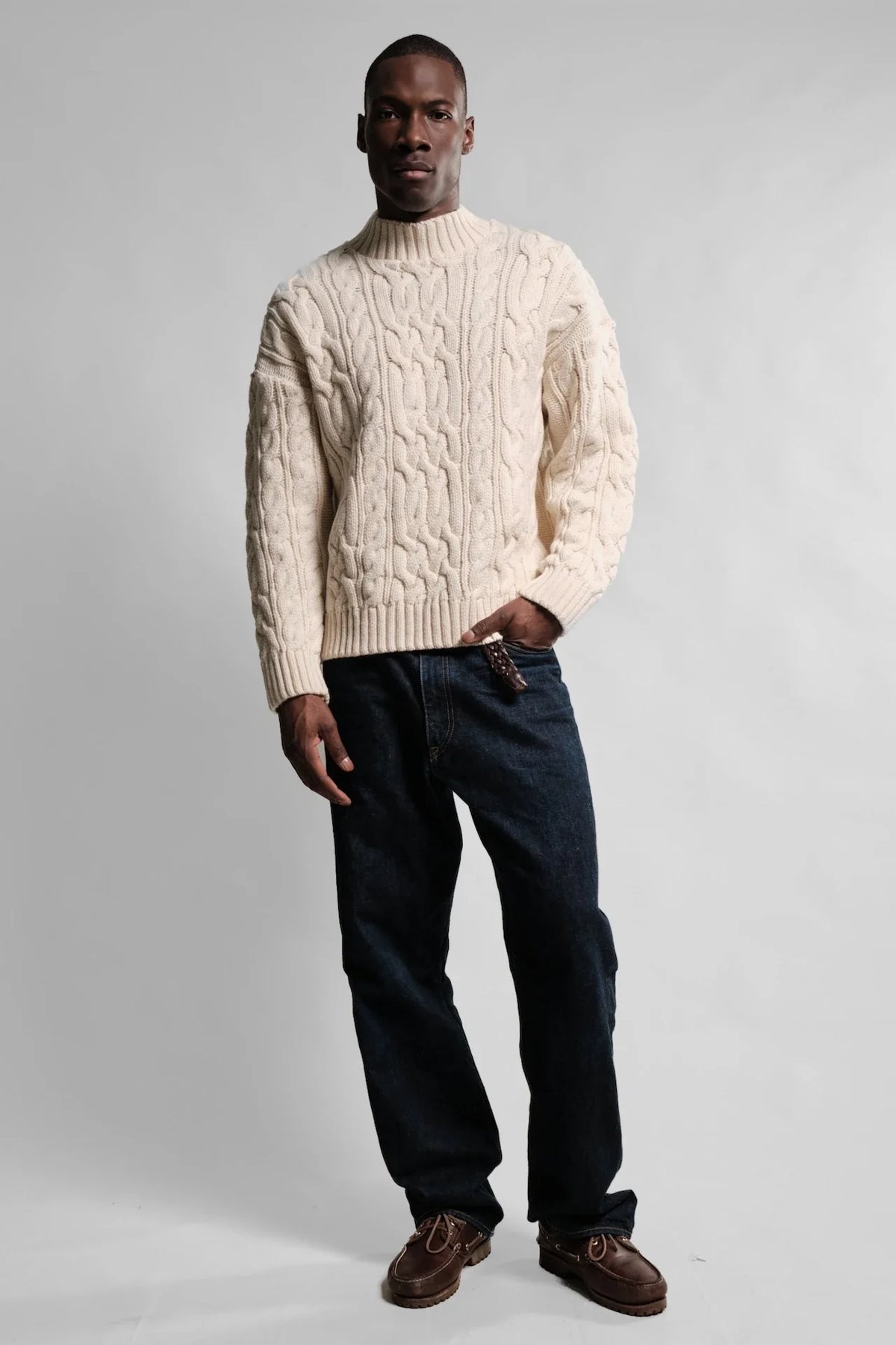 Ohannes Round Neck Ecru