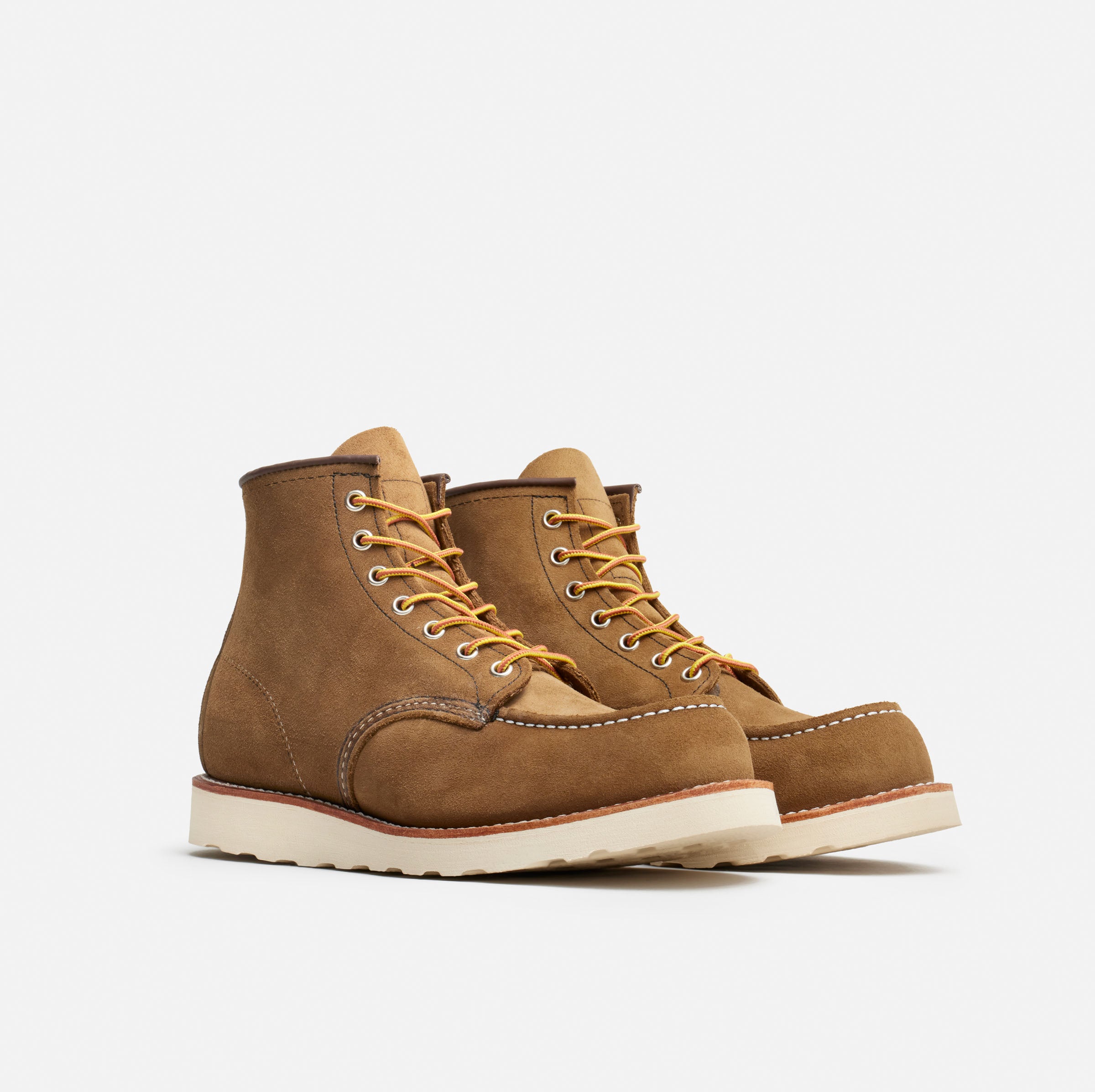 8881 6" Classic Moc Toe Mohave Boots
