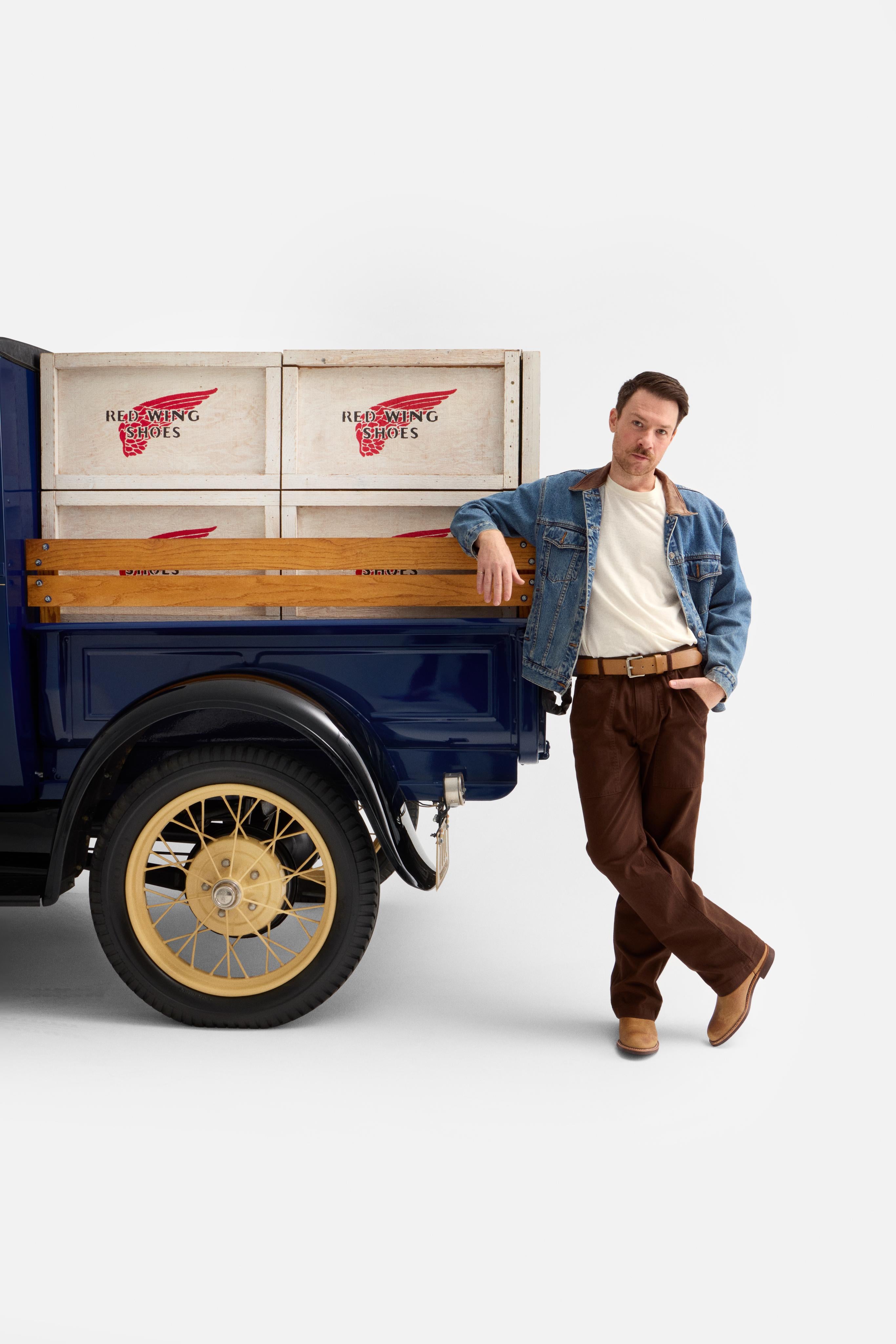 8060 Pecos Hawthorne Muleskinner Boots